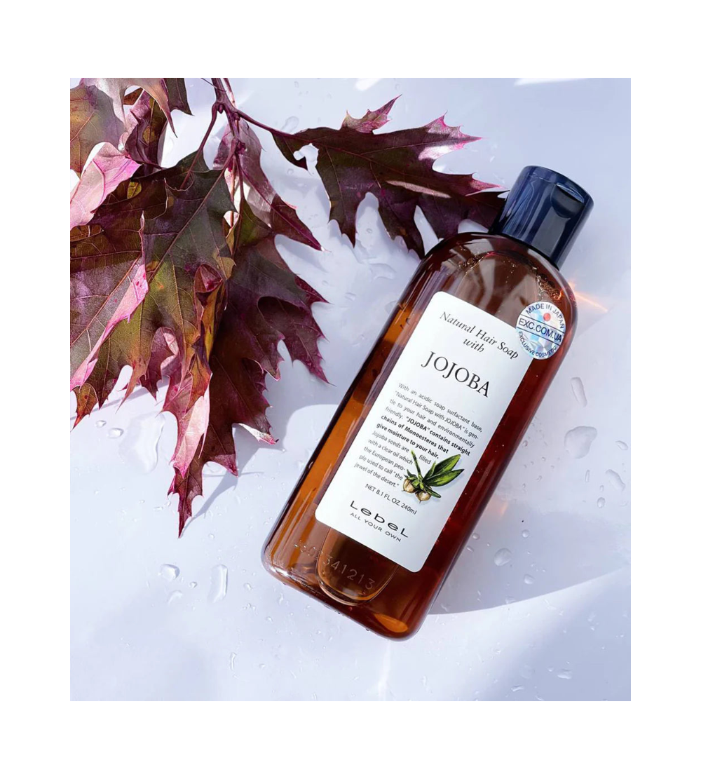 Lebel Natural Hair Soap Jojoba – Nawilżający szampon z olejem jojoba do włosów suchych, łamliwych i niesfornych*