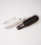 S-HEART-S Scalp Brush COM - wszechstronna szczotka do masażu i oczyszczania skóry głowy*