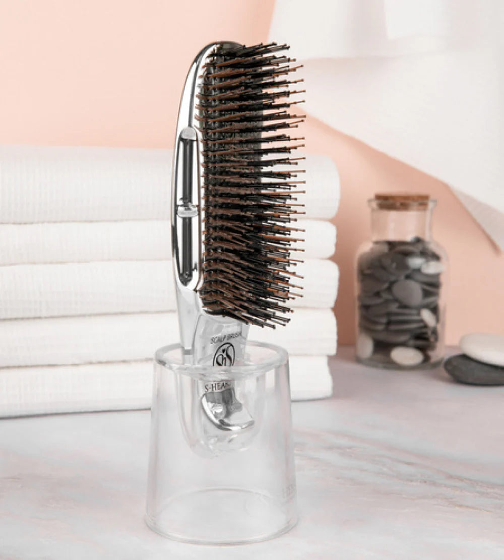 S-HEART-S Scalp Brush Plus Short Silver - Grzebień do oczyszczania i masażu – wszystkie typy włosów, szczególnie krótkie i średnie, o średniej lub większej gęstości*